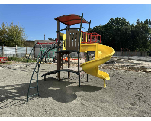 Комплекс дитячий спортивно - ігровий "ВЕЖА" з гвинтовим пластиковим спуском - фото 5