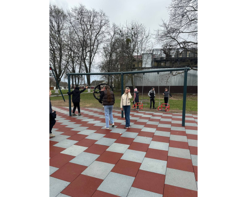 Гойдалка комбінована на металевих стійках - фото 4