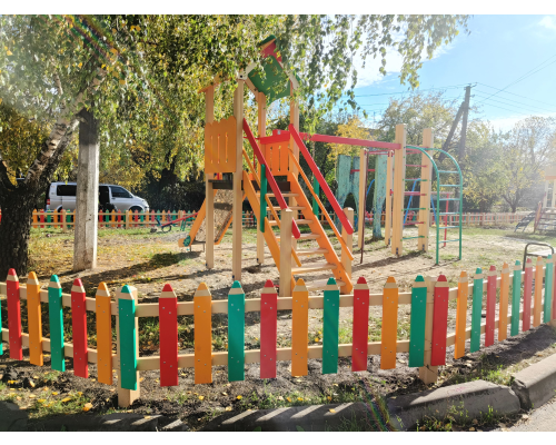 Огорожа &quot;Кольорові Олівці&quot; зі стійками - фото 5